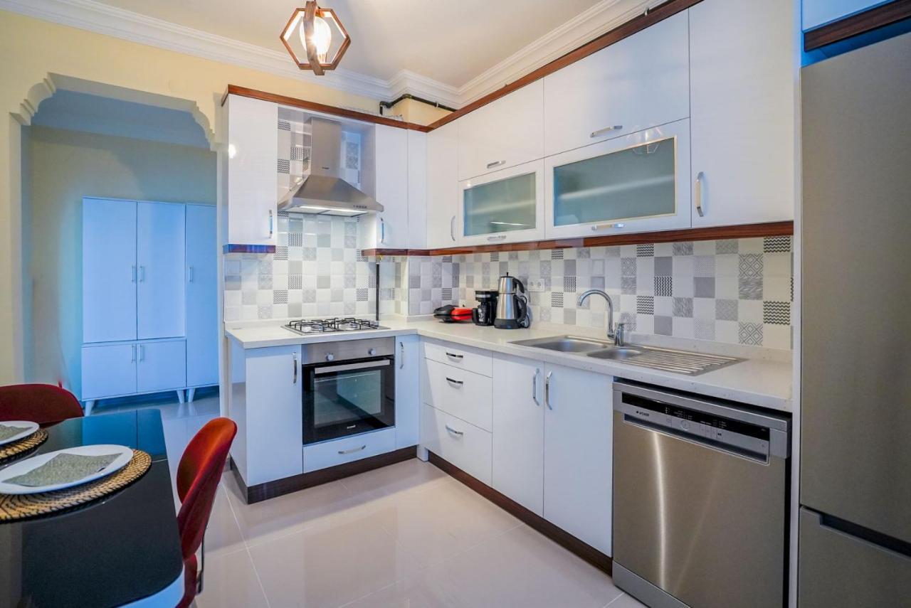 Central And Comfy Flat With Balcony In Muratpasa Antalya Exteriér fotografie